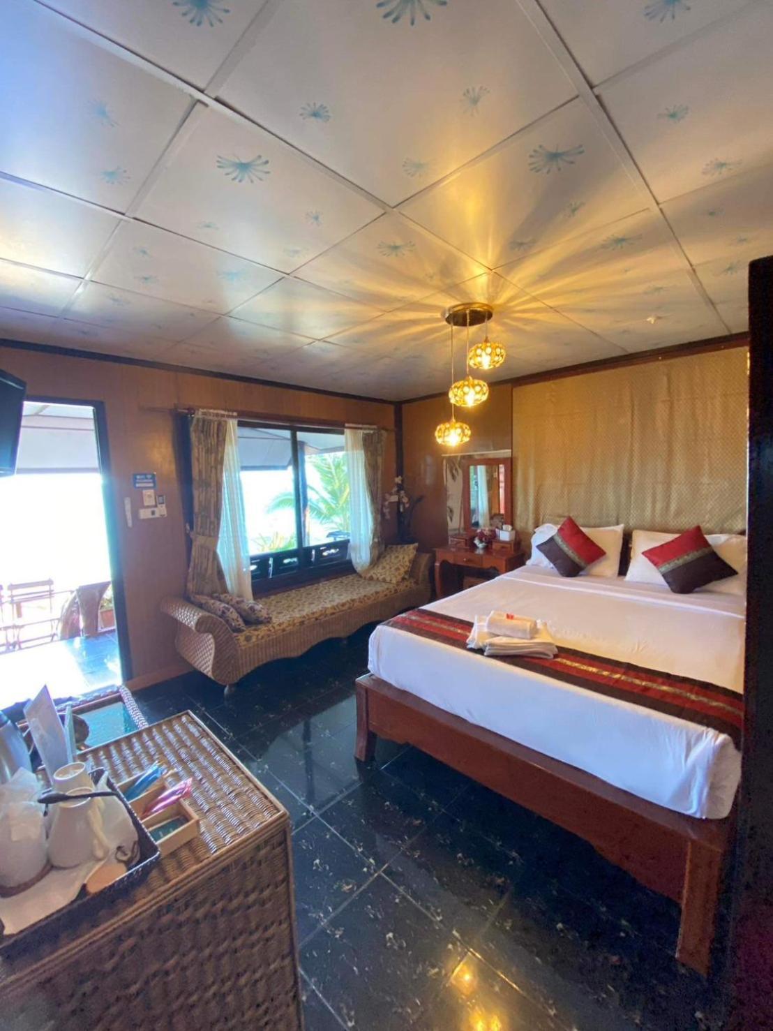 Tongta Phaview Resort Koh Samet Exterior photo